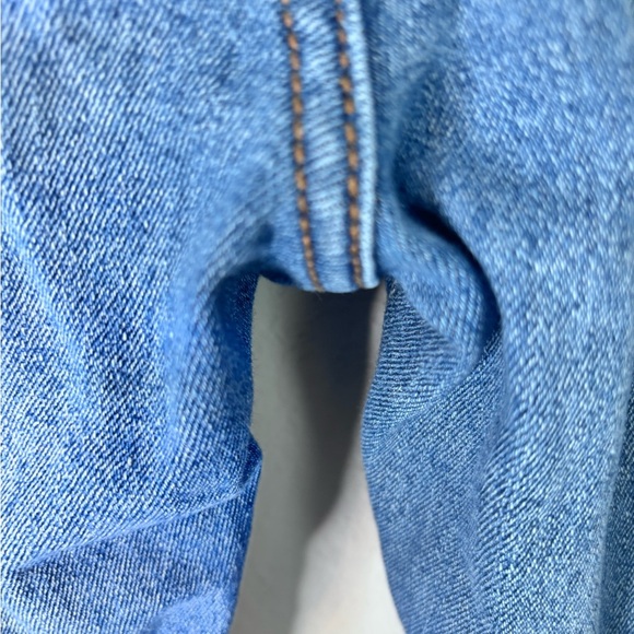 Levi's Kids Blue Distressed Jeans - Picture 9 of 14